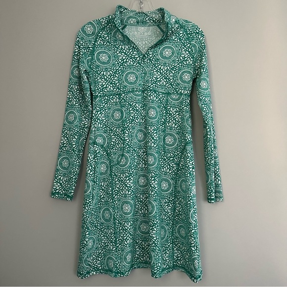 Soybu Green and White Athleisure Empire Waist Athletic Dress - Picture 1 of 6